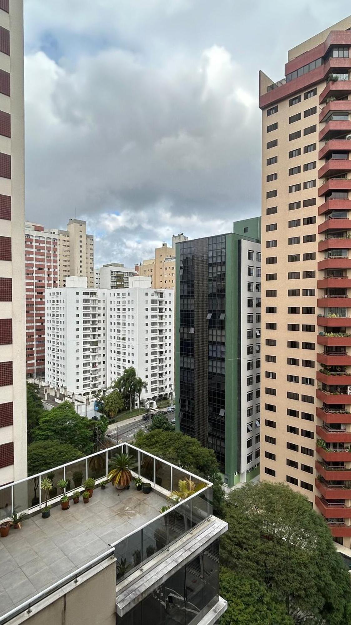 Apartamento Com Otima Localizacao Em Champagnat